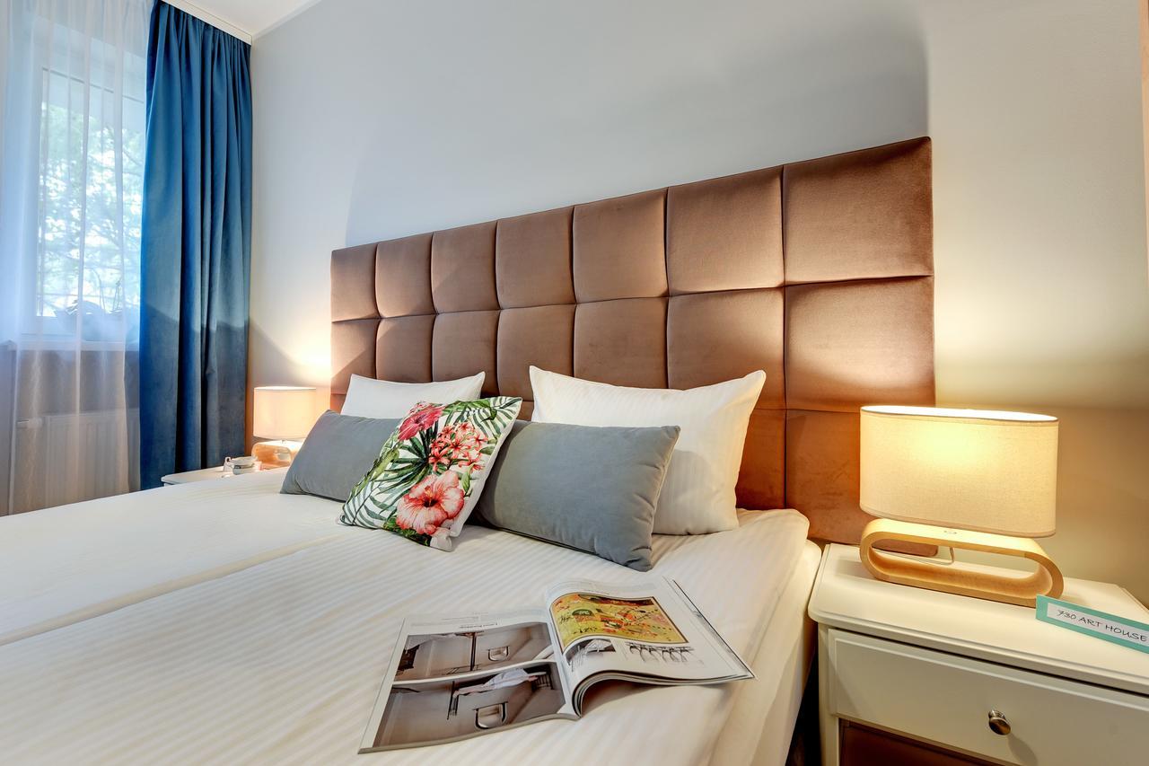 730 Art House Aparthotel