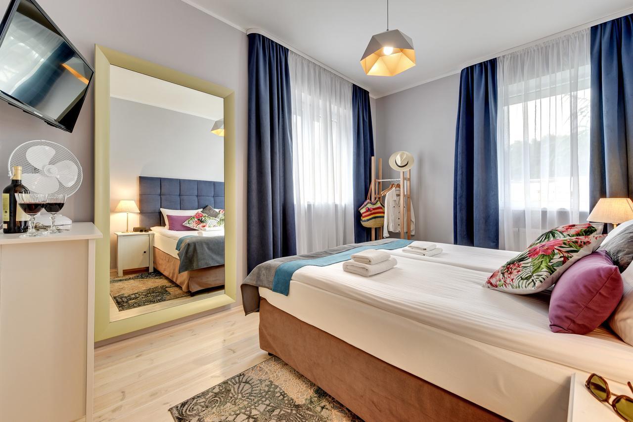 730 Art House Aparthotel 4*